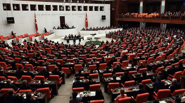 Бул жолку шайлоо альянстардын шайлоосу болуп калды