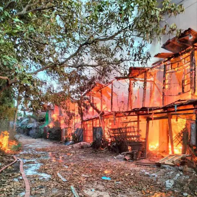 မြောက်ဦးမြို့က မီးလောင်မှု 