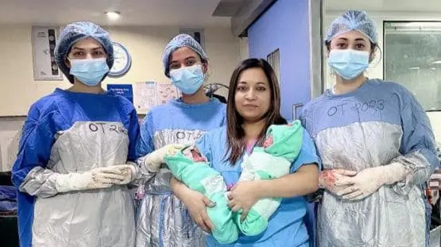 डाक्टर नूतन शर्मा र उनको समूह