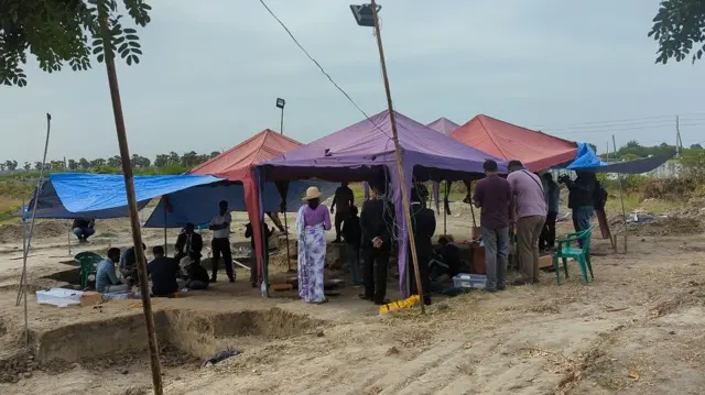 இலங்கை, மனித புதைகுழி, சிந்துப்பாத்தி, அகழாய்வு