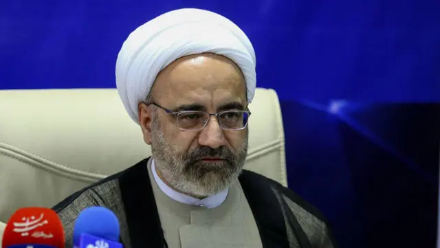 محمد مصدق از مقام‌های ارشد قضایی بود