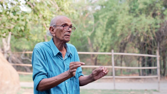 पर्यावरणविद् प्रोफ़ेसर सीआर बाबू का कहना है कि यदि निर्माण चलता रहा तो यमुना मर जाएगी