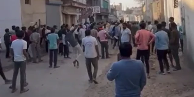 ખેરાલુના સ્થાનિકો 