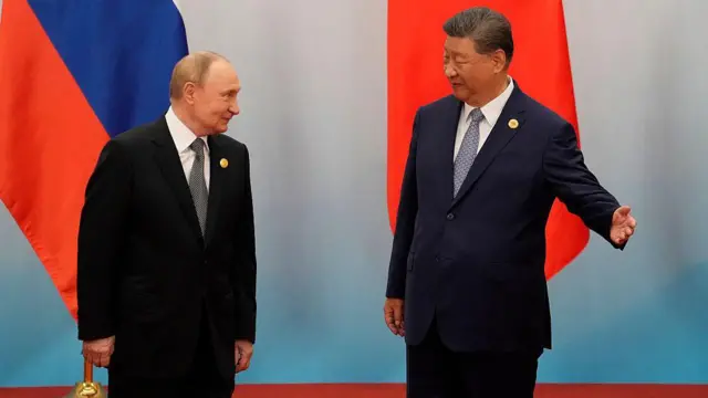 खाड़ी देशों के फिलहाल पूरी तरह से चीन और रूस पर निर्भर होने की संभावना नज़र नहीं आती है