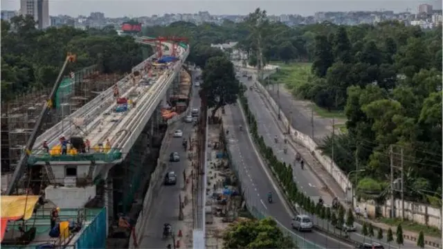 পিপিপিতে বেশ কিছু উন্নয়নমূলক প্রকল্প আছে। 