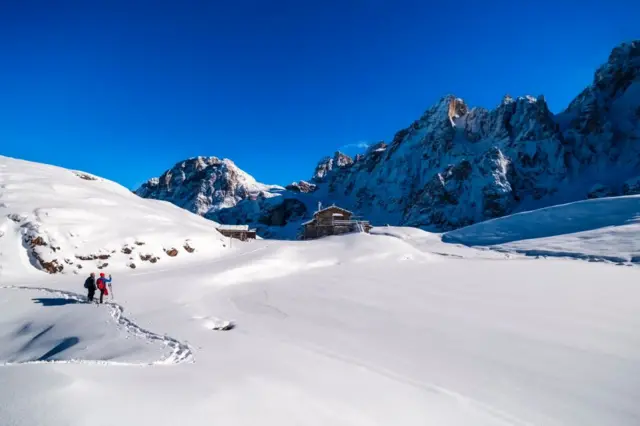 гори і туристи