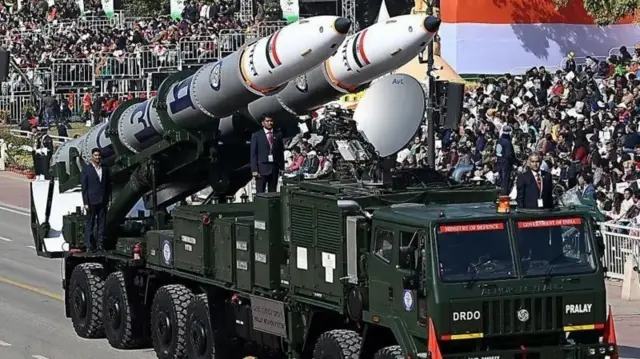انڈیا ہتھیار خرینے کے معاملے میں دنیا کا دوسرا سب سے بڑا ملک ہے