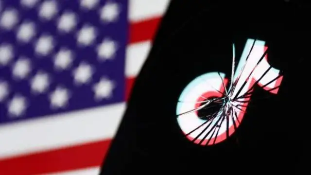 ब्लिङ्कनले अमेरिकी संसद्‌ले चिनियाँको स्वामित्त्व रहेको टिकटकलाई अमेरिकामा प्रतिबन्ध लगाउने कानुन पारित गरेको केही दिनमै बेइजिङको भ्रमण गरेका हुन्