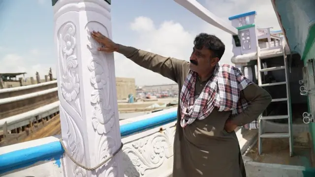 Ashraf ayaa ku dhawaad 18 bilood ku qaatay, $150,000 ku kharash gareeyay sameynta doonida. Waxaa lagu wadaa inay dhawaan shiraacato.