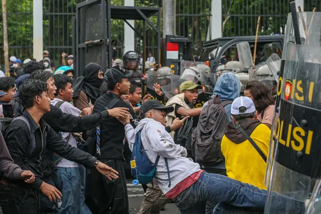 Demo Agustus 2025