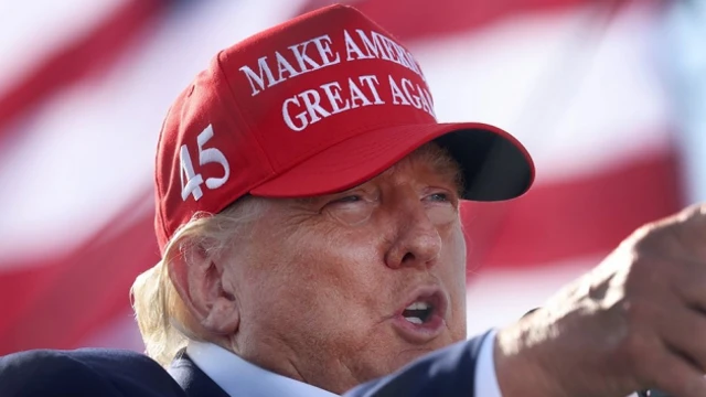 डोनल्ड ट्रम्प