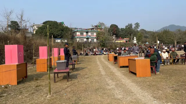 नमूना मतदान