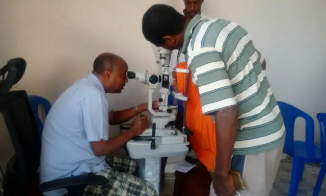 ዶ/ር ፍጹም ኣብ ስራሕ