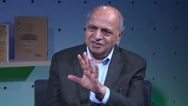 ज्येष्ठ विचारवंत, साहित्यिक आणि भाषा-अभ्यासक डॉ. गणेश देवी