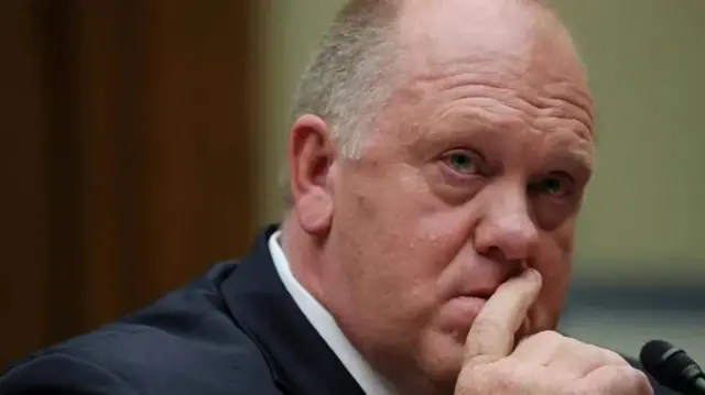 Homan - oo ah sarkaal hore oo booliis horena usoo noqday agaasimaha Xoojinta Socdaalka iyo Xudduudaha ee Mareykanka.