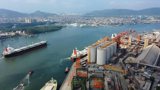 Vista aérea do Porto de Santos