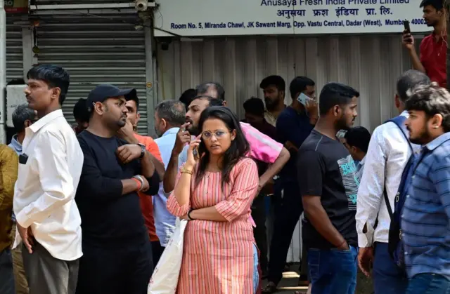 अनेकांनी डोळे झाकून लाखो रुपये टोरेस कंपनीत गुंतवले.