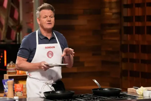 Gordon Ramsay dans la cuisine.