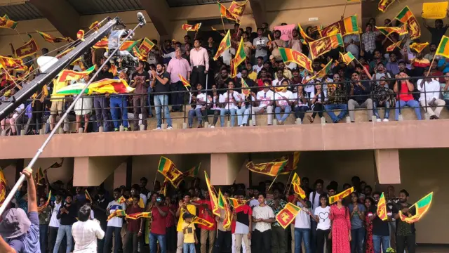 விஜய் சேதுபதி, சினிமா, முத்தையா முரளிதரன், இலங்கை