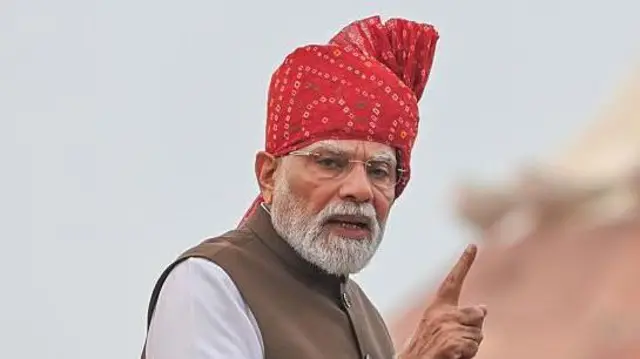 नरेंद्र मोदी