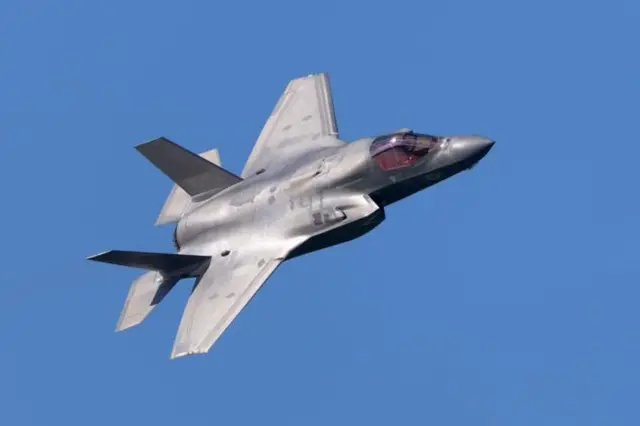 ఎఫ్-35బీ జెట్, కేరళ, బ్రిటన్