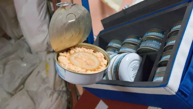 Chakula hiki kilikuwa sehemu ya jaribio la ENERGY la Shirika la Anga la Ulaya, ambalo linaangalia matumizi ya nishati ya wanaanga wakati wa safari ya anga.