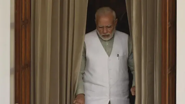 नरेंद्र मोदी