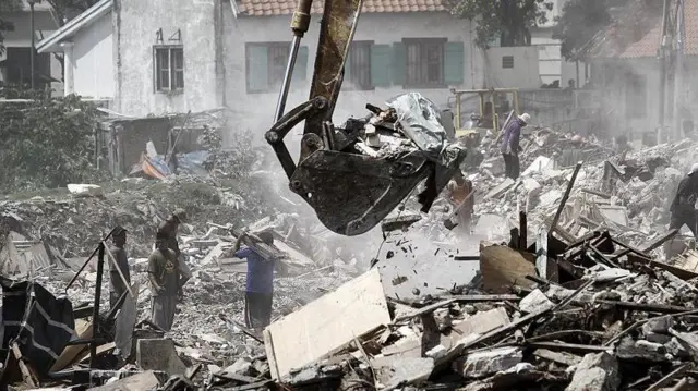 Kampung Pasar Ikan di Jakarta Utara digusur oleh Pemprov Jakarta pada 2016.