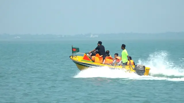 মিয়ানমার ও বাংলাদেশের সীমানা নির্ধারণী নাফ নদ