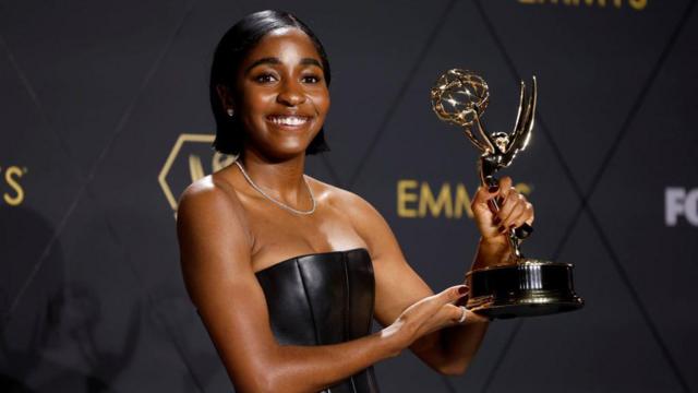 Ayo Edibiri se hizo con el Emmy por su papel en The Bear.