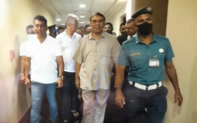Basil rajapaksa at airport