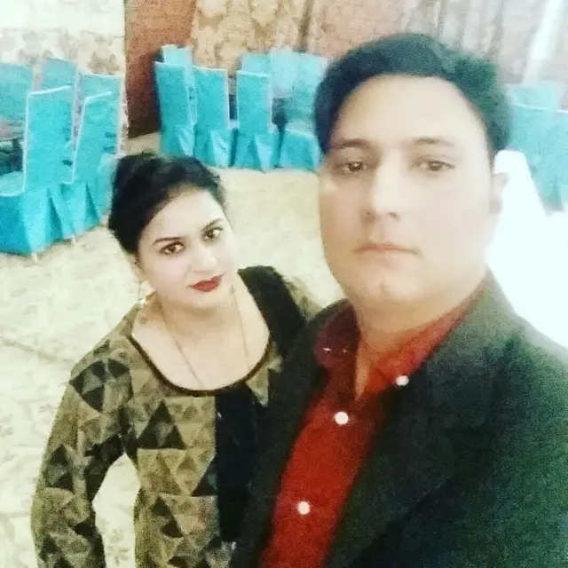 या पती-पत्नीमध्ये अनेकदा विविध कारणांवरून खटके उडायचे