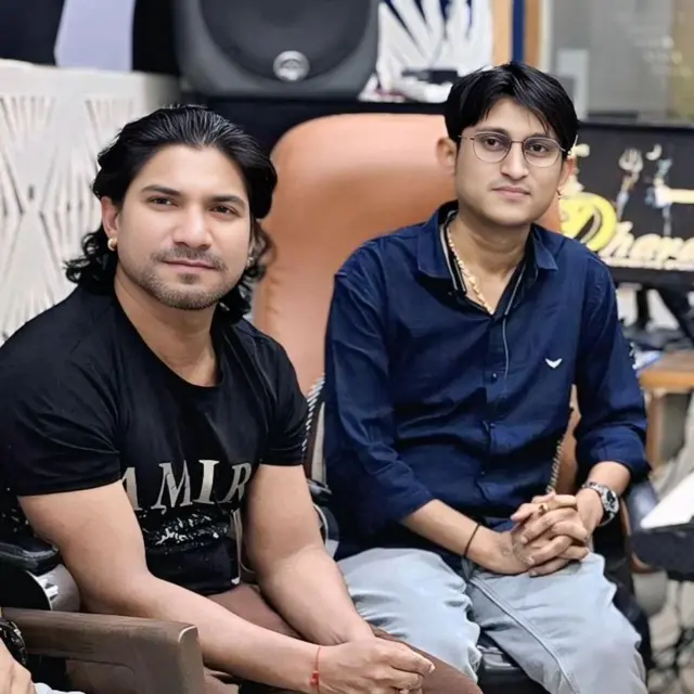 ગુજરાતી લોકસંગીત, ગુજરાતનો ઇતિહાસ, ગુજરાતની સંસ્કૃતિ, મયૂર નાડિયા, કિંજલ દવે, ગીતા રબારી, લોકગીત, ગુજરાત, બીબીસી ગુજરાતી