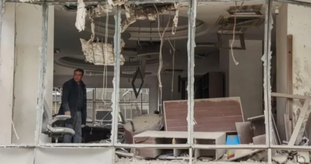 Tehranda İsrail hücumunda bir xəstəxanaya zərər dəyib