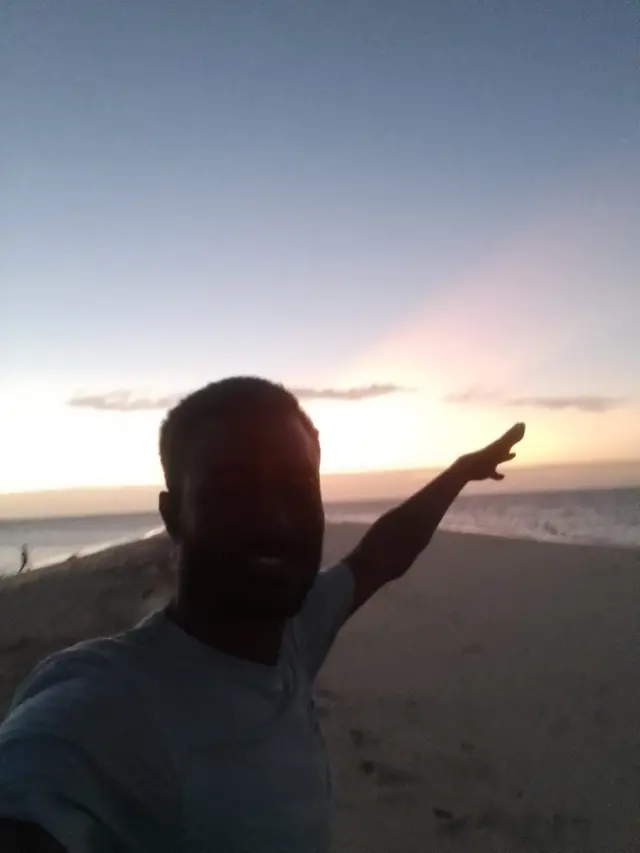 Naakupeendaa, Kuufama cirrachaa [Sand Bank] Zaanzibaar garba Hindii irratti argamu