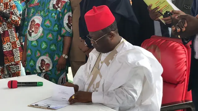 Dave Umahi duru ndị ahọpụtara n'iyi ọrụ