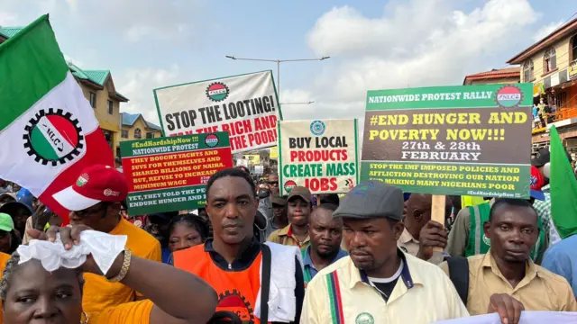 Aworan ẹgbẹ oṣiṣẹ NLC