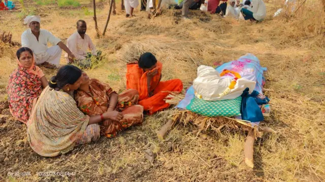 संभाजी अष्टेकर यानं मार्च महिन्यात आत्महत्या केली. 