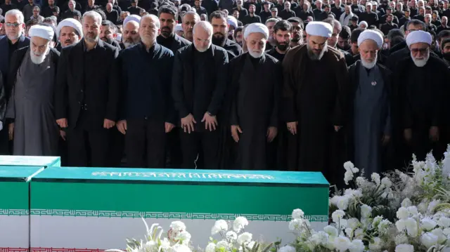 Sahrani je prisustvovao i iranski predsednik Masud Pezeškijan