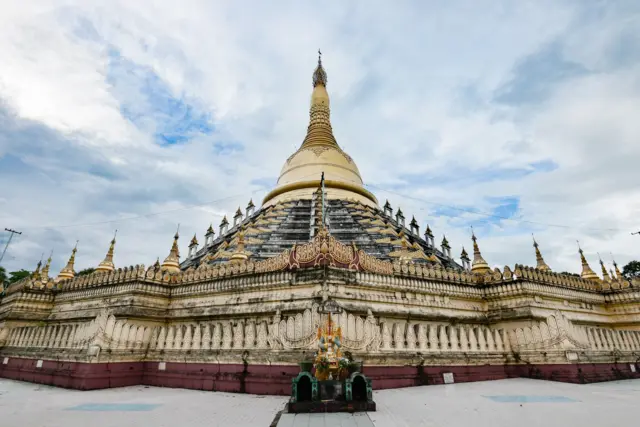 ဘုရင့်နောင် ကုသိုလ်တော် ပဲခူးမြို့က မဟာစေတီ