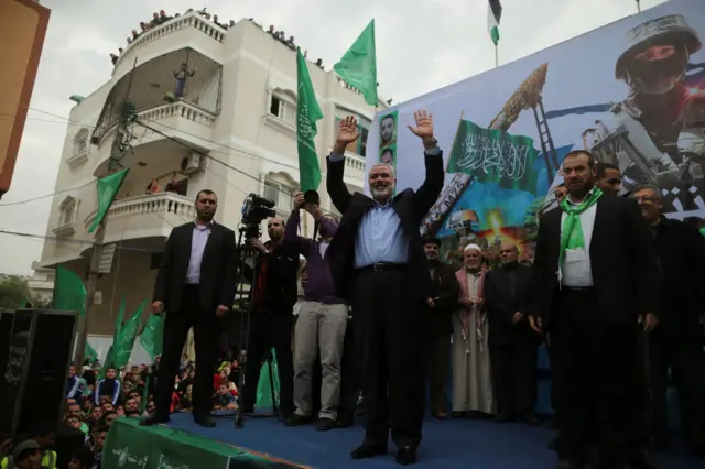 Haniyeh aramutsa abaturage muri Gaza ku isabukuru ya Hamas mu 2014