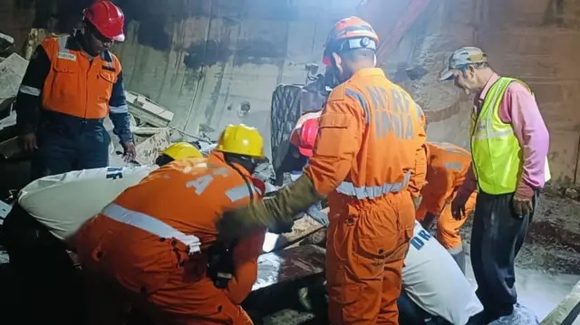 వెలికితీత