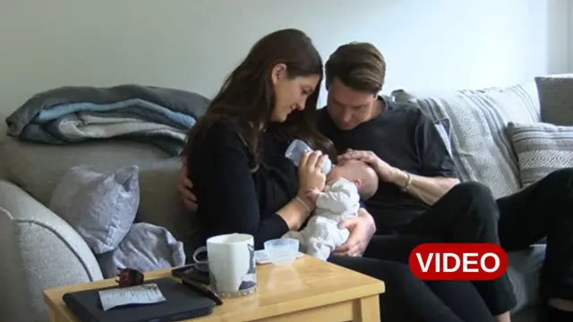 బిడ్డతో లూసీ దంపతులు