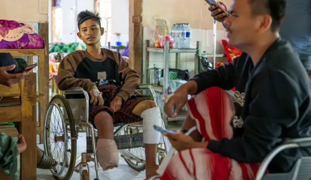 ခြေထောက်ဖြတ်ထားသူ