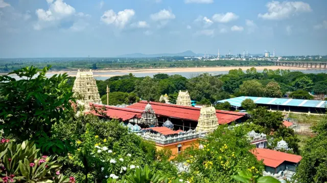 భద్రాచలం గుడి 