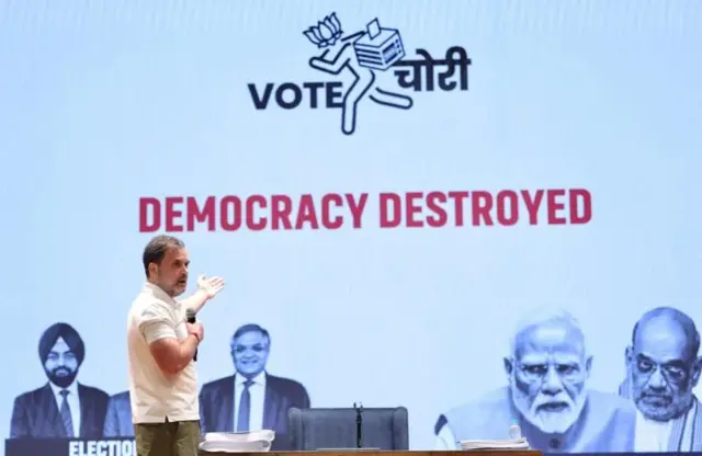 రాహుల్ గాంధీ, ఎలక్షన్ కమిషన్ , ఓటర్ల జాబితా