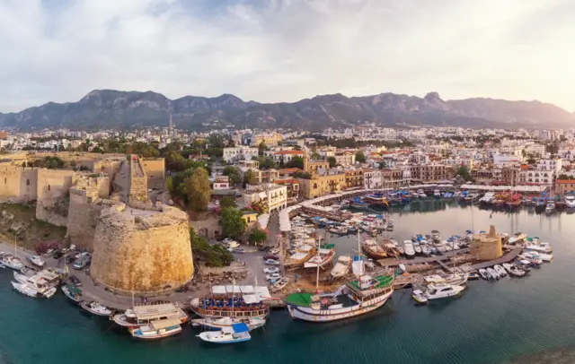 Girne limanı 