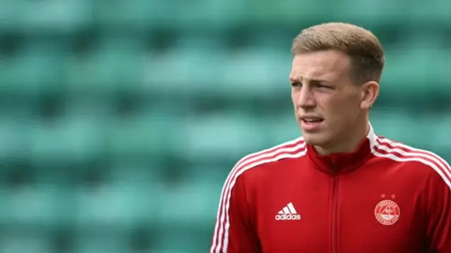  Lewis Ferguson