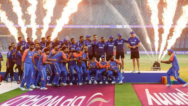 শিরোপা ছাড়াই ভারতের উদযাপন