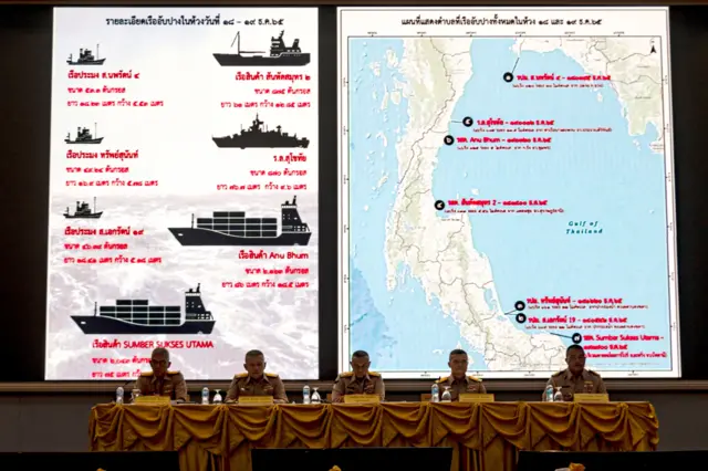 เรืออับปาง 7 ลำ